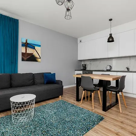 Frey Homes - Blisko Plazy